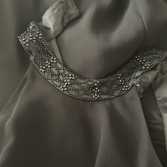 Jones New York
Size 8Cocktail Dress - Picture 3 of 3